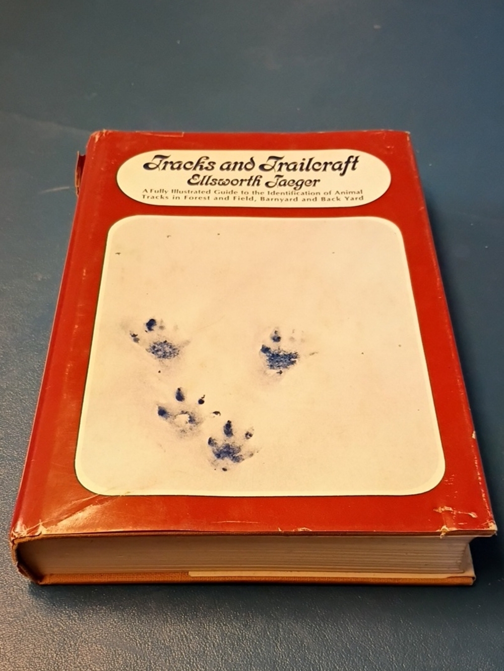 Tracks and Trailcraft Hardcover Guide - Red